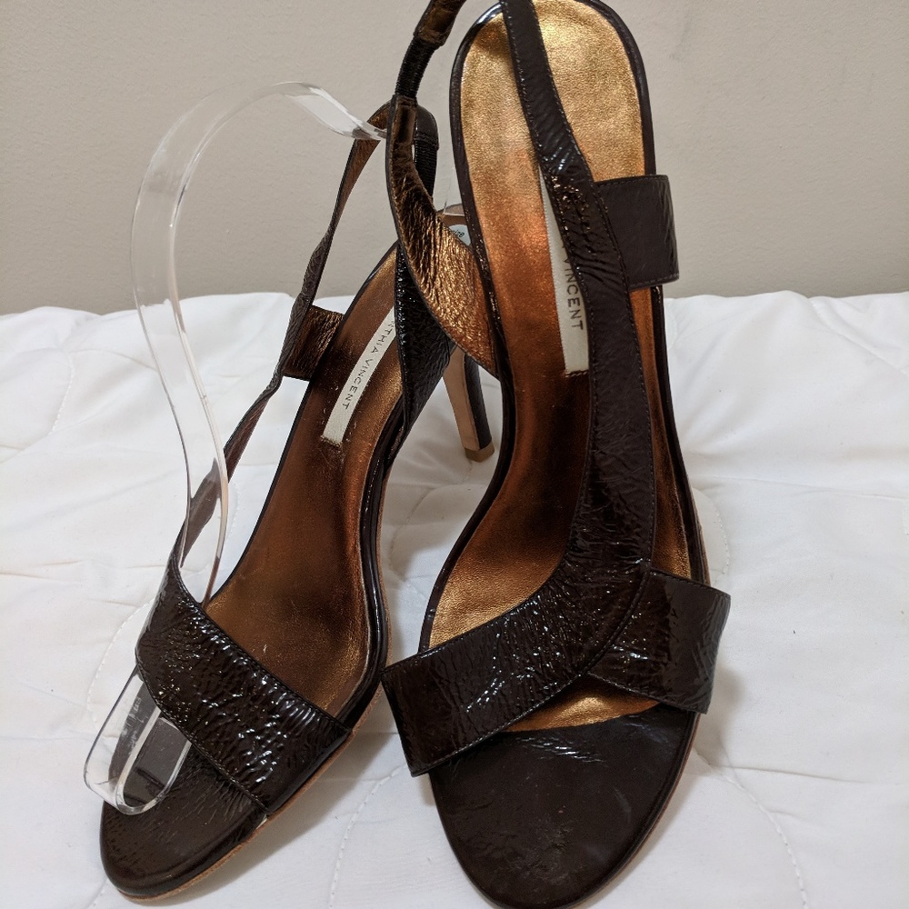 Twelfth Street by Cynthia Vincent Slingback